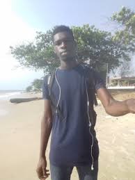 Je pourrai choisir d'habiter avec vous! Je Suis Simple Et Je Cherche Une Personne Avec Qui Je Pourrais Etre Gabon Libreville