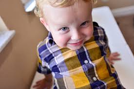 Facing renal failure, a child is saved by his mother's kidney donation