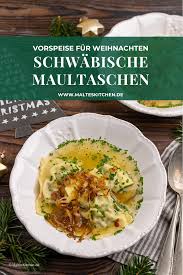 Schwabische Maultaschen In Bruhe Mit Schmelzzwiebeln Rezept In 2020 Schwabische Maultaschen Rezepte Weihnachten Kochen