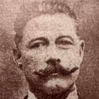 Lewis Duff's Instagram, Twitter & Facebook