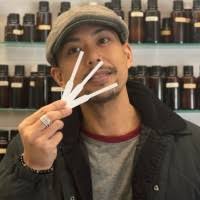 100+ perfiles de «Phillip Thomas»