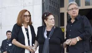 As suas personagens serão sempre símbolo de como, a rir, aprendemos sobre nós, mas, também. Morreu A Actriz Linda De Silva Cultura Correio Da Manha