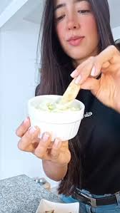 "¡Descubre la combinación perfecta! 🌿💚 Dip de aguacate cremoso con Yogur  Griego Natgur: rico en proteínas, probióticos y sabor. ¡Fácil, saludable y  delicioso! , #DipDeAguacate #YogurGriego #Natgur ...