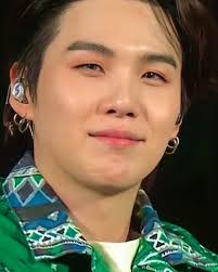 MIN YOONGI SUGA 💜𝗕𝗧𝗦⟭⟬💜