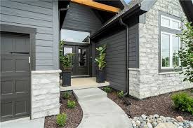 2206 NW Killarney Lane, Lee's Summit, MO.| MLS# 2485724