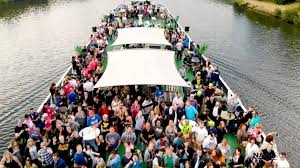 Bass heavy rave club beats. Navitours Eventschiff Sundayvibes Boat Party Luxemburg 2020 Facebook