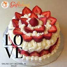 Online Gifts Delivery Delhi Send Midnight Gifts Delivery To Delhi Strawberry Cake Decorations Strawberry Cakes Sweet Tarts