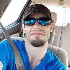 Dustin Bourgeois's Instagram, Twitter & Facebook