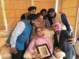 Dilip sahab has been admitted. Dilip Kumar Awarded The Living Legend Lifetime Award Bollywood News Bollywood Hungama