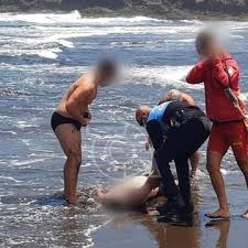 Beatriz zimmermann se encuentra desolada tras el hallazgo del cuerpo sin vida de su hija mayor. La Madre De Las Ninas Desaparecidas En Tenerife Difunde Un Video Sobre Sus Hijas