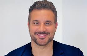 David Corchado's Instagram, Twitter & Facebook