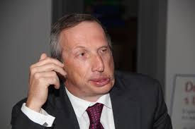 Václav klaus mladší se rozhodl bojovat proti mazání příspěvků na facebooku. Vaclav Klaus Mladsi Ve Dvaceti Minutach Radiozurnalu Radiozurnal