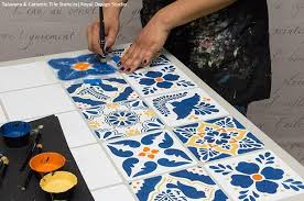 La fuente imports offers one of the largest collections of mexican and southwestern home accessories, furnishings, and handmade art. How To Stencil A Mexican Talavera Tile Table Diy Project Tutorial Royal Design Studio Stencils