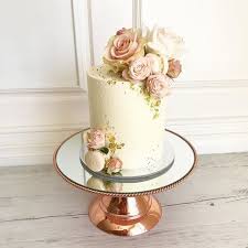 Cream Blush And Gold Floral Macaron Cake With Gold Leaf Accents Stunning Rose Gold Stand Amalfi Australia Golden Wedding Cake Macaron Cake Fresh Flower Cake