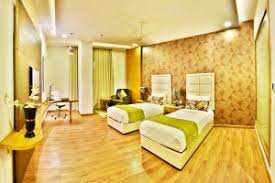 A room with a double bed. Rooms Royal Vitana