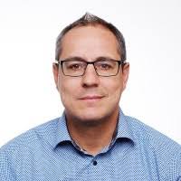 100+ "Tom Breit" profiles