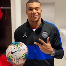 Kylian Mbappe Bio Facts Net Worth Nationality Current Team Contract Salary Transfer Age Wiki Parent Height Awards Dating Girlfriend Factmandu