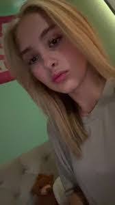 Jillian Cooley's Instagram, Twitter & Facebook