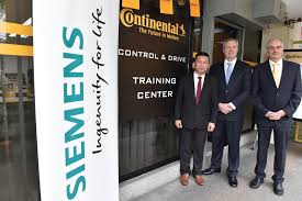 We also conduct the training in bahasa malaysia. Continental Launches New Training Centre Powered By Siemens Technology To Strengthen Malaysia S Manufacturing Work Force The Tech Revolutionist