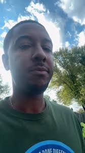 Woke up wanting to be a gardener today🤦🏽‍♂️ what do yall think we should  plant?