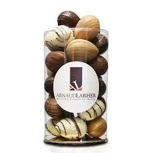 Oeufs Praline Chocolat Noir Lait Et Blanc Praline Maison Chocolat Paques Chocolat Praline