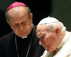 Druga twarz kardynała dziwisza, który miał premierę w internecie. Obrzydliwe Kard Dziwisz Kryl Koscielnych Pedofili Na Calym Swiecie I Balowal Za Ich Pieniadze Super Express Wiadomosci Polityka Sport