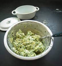 Krauterbutter Rezept Schnell Selbstgemacht In 2020 Krauterbutter Rezept Kraeuterbutter Rezepte