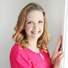 Robyn Ott (@RobynOtt1)