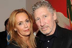 Roger waters's wife is laurie durning. Pink Floyd S Roger Waters Set To Wed For Fourth Time