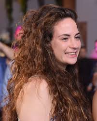 אני כותבת את הפוסט הזה בבכי. בדמעות. בלב שנשבר