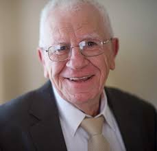 Hello, I hope this request is appropriate for the group. I'm hoping someone  has a photograph from the viewpoint overlooking the Kyles of Bute that they  would be happy for me to