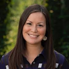 Dawn Logsdon's Instagram, Twitter & Facebook