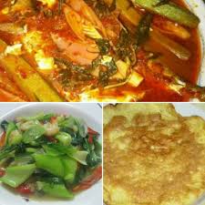 Panaskan minyak, tumis bumbu halus hingga harum. Pin On Azie Food Delivery