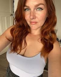 Leslie Lux's Instagram, Twitter & Facebook