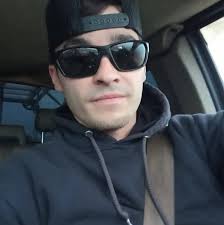 How to fix a gap between a soffit and a bay window?