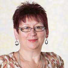 Should goats have horns or be disbudded?