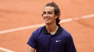 A 18 anni è lui la promessa del tennis italiano. French Open Lorenzo Musetti Marchen In Paris Ein Teenager Verzaubert Roland Garros Eurosport