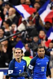 Le faux journal de l'émission bruno dans la radio présenté. Match Amicale France Pays De Galles Au Stade De France 2 0 10 11 2017 Antoine Griezmann Soccer Football