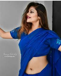 Indian girls hot saree navel expose tiktok reels video edit. Pin By Subramanyam On Navel Saree Blouse Design Models Indian Photoshoot Saree Models