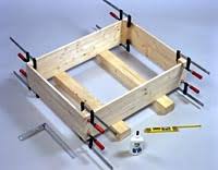 Falls sie ihr kind vor der sonne schützen wollen, empfiehlt es sich bei dem selbst gebauten sandkasten noch ein dach an zu bringen. Bauanleitung Sandkasten Bei Westfalia Versand Deutschland