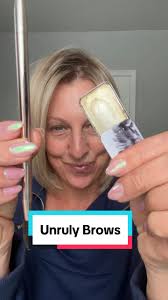 Seint Eye Brown Wax Olivia