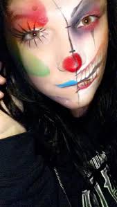 Halloween hat tournament in New Haven