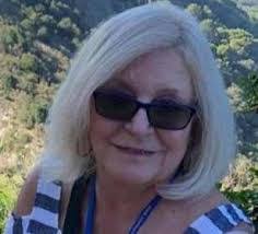 Karen Strohecker's Instagram, Twitter & Facebook