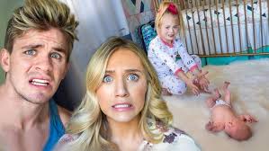 Everleigh is the daughter/stepdaughter of internet celebrities, savannah labrant and cole labrant. Here S How Much The Labrant Family Really Makes From Youtube