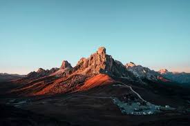 Mac Wallpapers Free Hd Download 500 Hq Unsplash Mac Wallpaper Nature Desktop Wallpaper Mountain Wallpaper