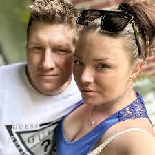 What job opportunities are available in Wasaga Beach?