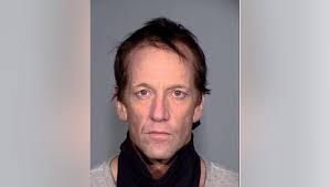 Arizona mother saves daughter after registered sex offender breaks into  home, deputies say