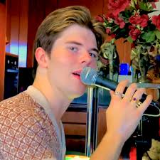 I am singing for you my own version of Somewhere over the Rainbow. I hope  you will enjoy it. I appreciate you support of my music with stars and I  feel joy