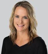 735 E 7th St, Russell, KS 67665