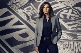 Actress | law & order: Law Order Svu Season 19 New Photos Of Mariska Hargitay Philip Winchester Cast